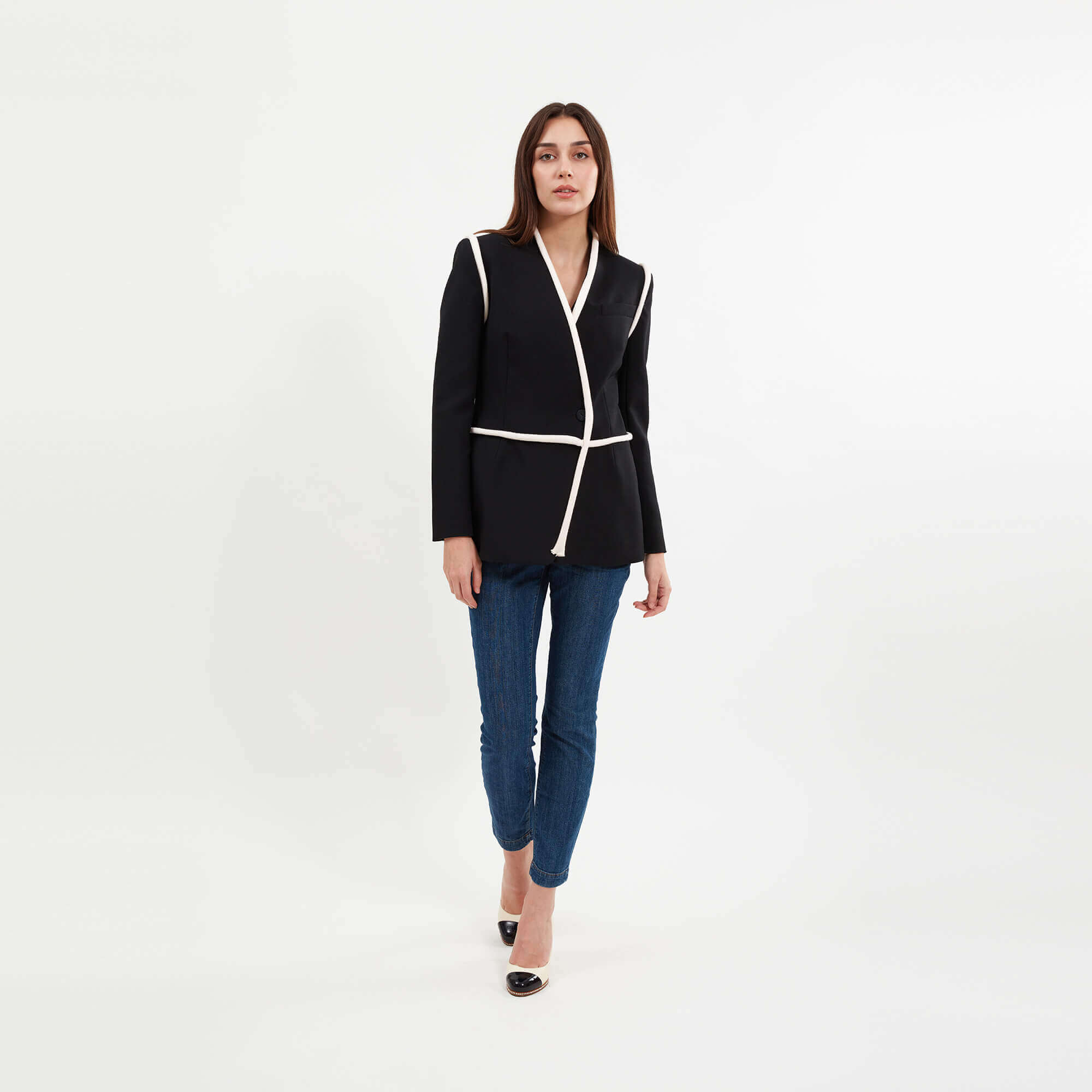 Louis Vuitton - Black Wool White Trimmed Crepe Double Breasted Blazer 